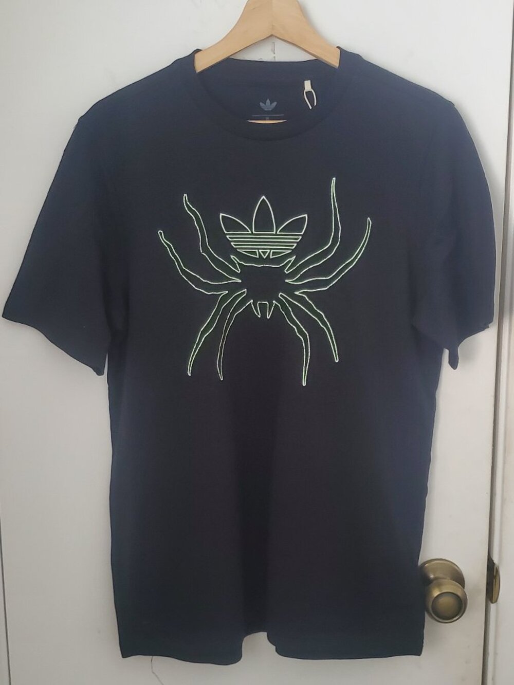 Adidas Short Sleeve Spider T-Shirt Boy's/ Youth Size XL